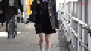 《最強ロリ巨乳》【電車チカン】ロリ×ツインテ×セーラー×爆乳の最強コンボ★2日前に数学の先生に初めてを捧げたと衝撃カミングアウト jav jvip 4