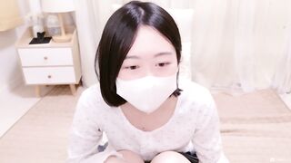 【2 1公開】素朴な顔して剛毛ドエロ！見せつけクパァ×潮吹き配信（全2部収録／合計4時間11分19秒） jav jvip 1 (2)