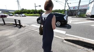 FC2PPV 4841925 【個撮・露出プレイ】[初撮り]超グラマラスボディの美巨乳妻10年間セックスレスで欲求不満!ビチョリおまんこにザーメン注入!普通の主婦が一番ドスケベですネ jav