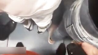 満員電車でニーハイ K を長時間痴漢 進撃の痴漢  Part35 voyeur jp 1 3 (5)