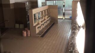 menjiafenglvheji4v 民家お風呂盗撮1-2(7本） voyeur jp (2)