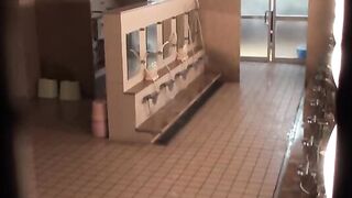 menjiafenglvheji4v 民家お風呂盗撮1-2(7本） voyeur jp (6)