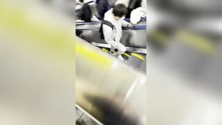 ロン爺の４Ｋピタパン女570 爆乳をブルンさせるお姉さん voyeur jp 1 (1) 2