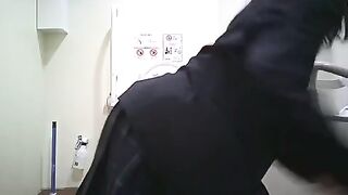 【トイレ】腹痛で3回も入室 voyeur jp (3)