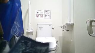 【トイレ】腹痛で3回も入室 voyeur jp (6)
