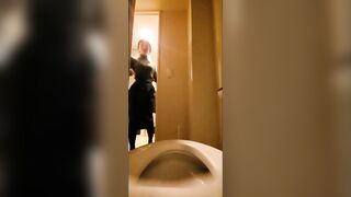 【部活系JKが釣れました♥】美人さん5名☆コンビニトイレ隠し撮り voyeur jp 10 (3) 2