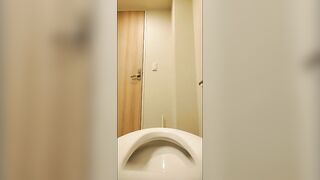 【部活系JKが釣れました♥】美人さん5名☆コンビニトイレ隠し撮り voyeur jp 10 (5)