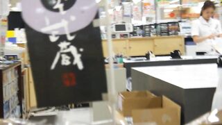 【部活系JKが釣れました♥】美人さん5名☆コンビニトイレ隠し撮り voyeur jp 3 (2)