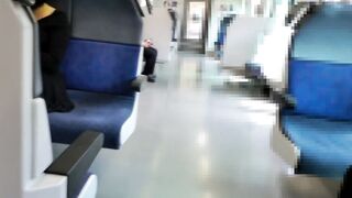 【電車痴漢 #5】《モデル級美人昼キャバ嬢》 スレンダーな美女が電車内で執拗な責めに大量潮吹き ！中出し痴漢 voyeur jp 2