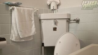 オヤジ発!洋式便所盗撮 voyeur jp 2