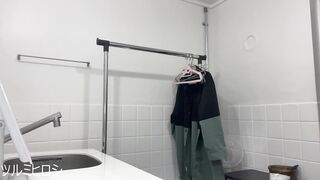 【顔アリ3カメ】超巨乳美少女のスク水試着中の無防備な姿じっくり盗撮 voyeur jp 9