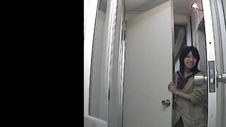 ガチ盗〇 ！飲食店アル〇イトの着替えシーンをのぞき見してみませんかpart28 voyeur jp 4