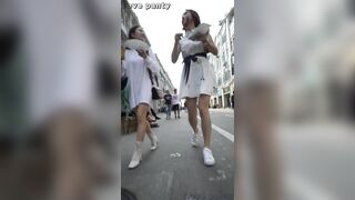 可愛いくて綺麗なお姉さま達のパンチラ(４人) ２ voyeur jp 5