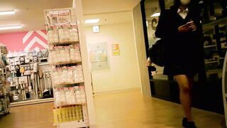 制服マジック Vol.043(キレかわJK降臨！美脚で生足！私は最強 voyeur jp 1