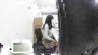 ガチ社内3☆派遣社員にセクハラ＆ジュポジュポイラマフェラからの大量口内射精☆生足ハミマンTバック☆（逆さ撮りの瞬間62） voyeur jp 1