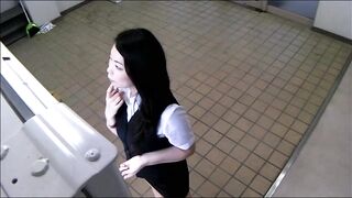 ◆ 自販機に仕掛けたカメラでパンチラ盗撮 　51, 【ホテルウーマン】ハプニング！紐パン半脱げからズレてマ○コ丸見えに！アナル＆ブラも voyeur jp 1 (4)