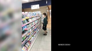 #26 白 パンミニスカ美少女 ！ハリのある太ももをがっつり撮影 voyeur jp 6