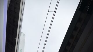 パンダチラリ005,  撮れ高バッチリ ♡理想的なえっちな顔と身体の女性♡, クロッチ部分多め♡お顔の可愛い女の子の水色サテンパンティー voyeur jp 1 (3)