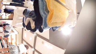 パンダチラリ005,  撮れ高バッチリ ♡理想的なえっちな顔と身体の女性♡, クロッチ部分多め♡お顔の可愛い女の子の水色サテンパンティー voyeur jp 3 (2)