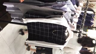 新フルHD高画質パンチラ逆さ撮り294 デート彼女のガッツリしゃがみ白パン ！他、多人数オムニバスプレミアム voyeur jp 3