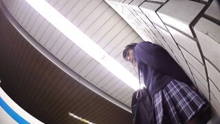 逆さ探訪②~これぞ食べ頃の桃尻！私服・制服JK4人娘~(HDver) voyeur jp 4