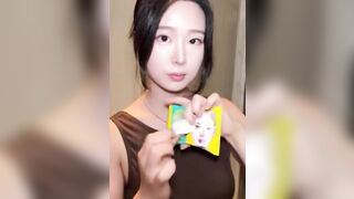 화장실에서 선생님이랑 처음 하는 중이야 korean porn vip