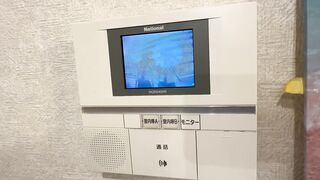 【危険作番外編29前編】別れさせ屋2！ラブラブカップルを別室にさせ彼氏を女性社員が誘惑で落とし彼女はおじテクでイキまくる jav jvip