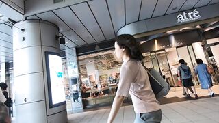 No.498 ピタッとエロ尻を黒スキニーで安定的に見せつけてくれるギャル姉さん , 激しく揺れる美女の出勤, 017 ピッタリ張り付くスキニー神尻 voyeur jp 2 (3)