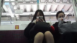 透き通るような色白ミニスカ女子大生 voyeur jp 4 (1)