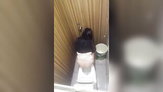 山の公衆トイレ ・２カメ編㉗ voyeur jp 3