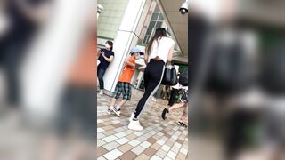 No.777 脚線美の見ごたえバッチリ ！スキニーデニムのスタイリッシュお姉さん , 美しすぎるエリートOLが朝からＴバックもろわかりのピタパン履 voyeur jp 2 (6)