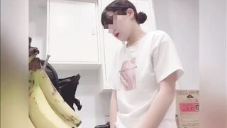 アルバイト女子／更衣室を隠し撮り voyeur jp