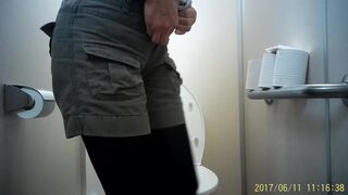 山の公衆トイレ ・２カメ編㉘ voyeur jp 4 (5)