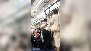 [4K動画][顔出し] 常に普通に見えちゃってるかわいい JD[ドアップあり]電車からの風景～, 撮影バレ！パンティ丸見え女子大生さんから視線が外せない voyeur jp 2 (1)