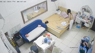 Beautiful Sisters ipcam