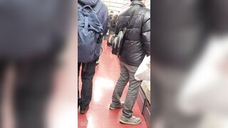 ふわりとした細い少女01　スマホに夢中になっちゃったんだね voyeur jp 2