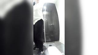 某料理店のトイレでの出来事 ５ voyeur jp 1