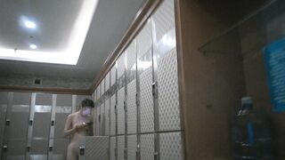 [独占オリジナルファイル]ウォーターパークの美女たちの着替えとシャワー㊙️ウォーターマークなしオリジナルファイルシリーズ[シーズン25] 1 ipcam (9)