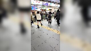 痴漢記録日記 vol.103-106【3人目：生足メンヘラ風女性】 voyeur jp 2