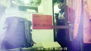 【顔写真付き】ガチ盗〇！飲食店アル〇イトの着替えシーンをのぞき見してみませんかpart7 voyeur jp 5