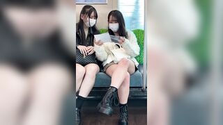 脚フェチ411 S級美人お姉さんの対面エロ過ぎるパンスト美脚, 脚フェチ415 2名の美人お姉さんの対面エロ過ぎる生足美脚 voyeur jp 2 (2)
