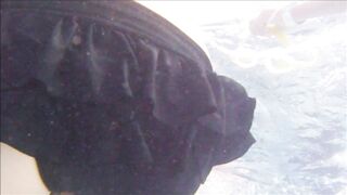 水中水着追跡！（開脚ママ） voyeur jp 2