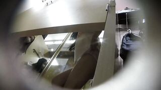 【アヒルの980円均一】試着室　盗撮風　モデル複数　85着目 voyeur jp 3