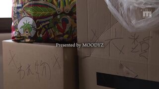 MIAA-405 Witnessing the affair of a complaining neighbor's wife turns the tables - Forced creampie silent rape without her husband finding out - Eimi ... Reducing Mosaic JAV