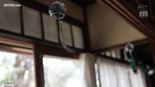 MIDA-523 While visiting the countryside of my hometown (Fukuoka), my best friend's sister treated me like a child, even though I couldn't even kiss my... Reducing Mosaic JAV