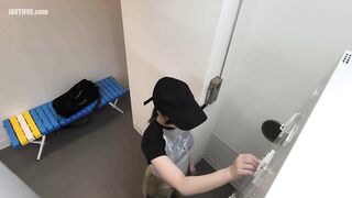 413INSTV-694 A video of a flexible cheerleader doing an I-leg split with her pro basketball player boyfriend has been leaked. Censored