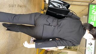 アパレル営業 商品よりも自分の白パンアピール Part2, 【4K60P街撮り】レースのパンティーがくっきり！！パンティー透け透けのお姉さん2 voyeur jp 3 (5)