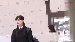 《下半期1位》【電車痴漢】★伝説級の剛毛JK★圧倒的No.1美少女が尻穴までびっしり生えた陰毛を震わせて37連続絶頂の新記録樹立 jav jvip 5