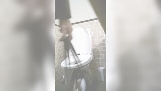 プレミアム美盗トイレ vol.2　大開脚で拭き拭きむすめ・パ○パン超絶美女など　全６名収録 voyeur jp 3