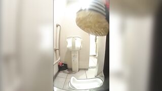 綺麗な女性のおしっこ特集 voyeur jp